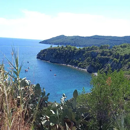 Per Vacanze Con Vista Sull'acqua Ca By Interhome *