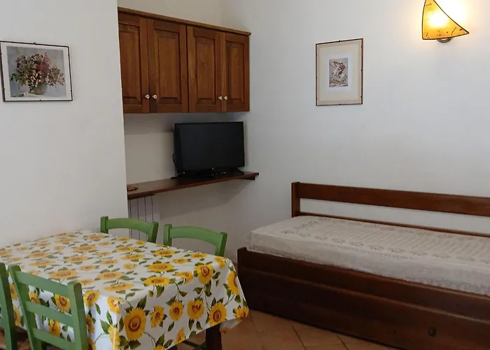 公寓 Mit Wasserblick By Interhome